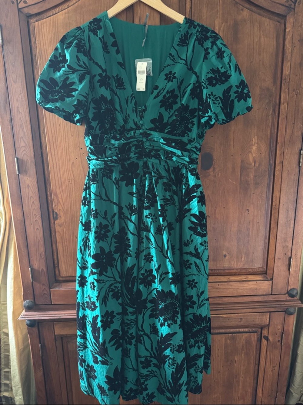 NWT ANTHROPOLOGIE KATERINA VELVET FLORAL MIDI DRESS. TEAL GREEN.MEDIUM PETITE.